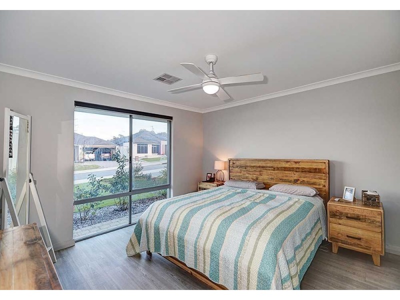 9 Lomandra Road, Helena Valley WA 6056