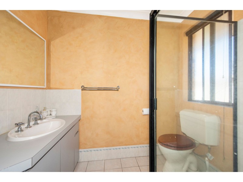 4 Birt Court, High Wycombe WA 6057