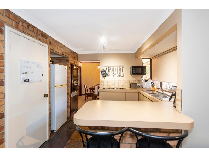 4 Birt Court, High Wycombe WA 6057