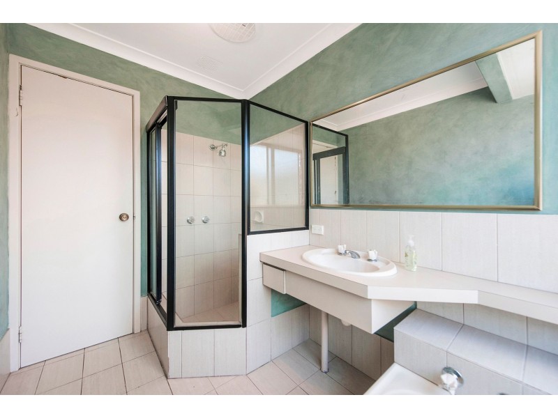 4 Birt Court, High Wycombe WA 6057