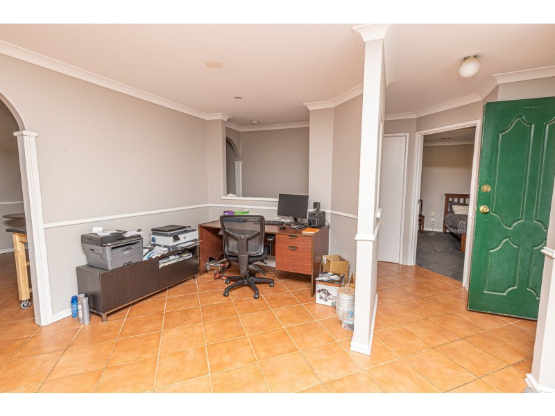 5 Parfitt Place, High Wycombe WA 6057