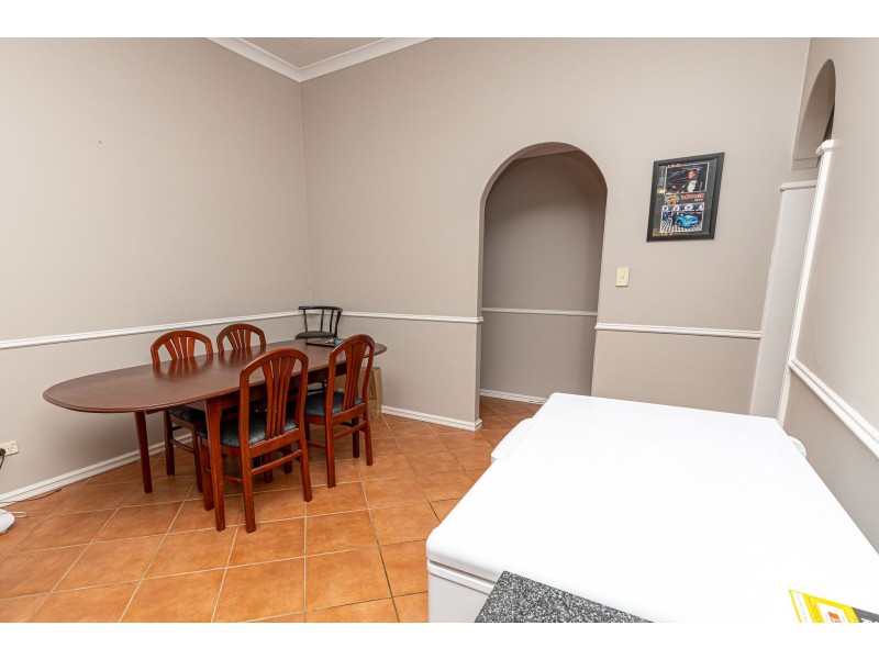 5 Parfitt Place, High Wycombe WA 6057