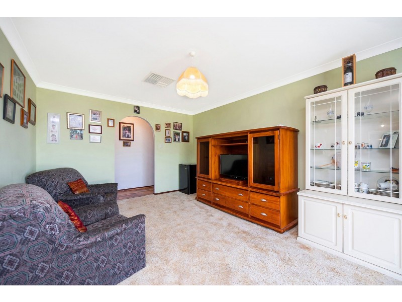 5 Citrus Grove, High Wycombe WA 6057
