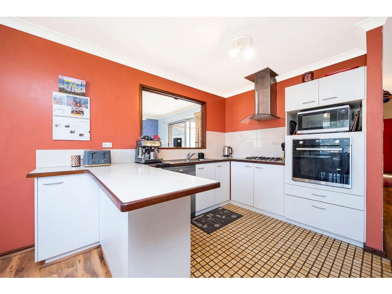 5 Citrus Grove, High Wycombe WA 6057