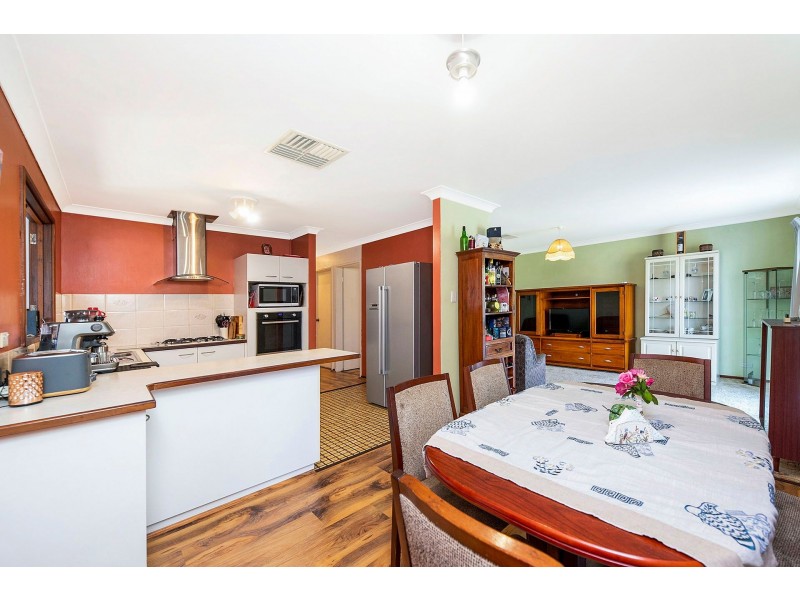 5 Citrus Grove, High Wycombe WA 6057
