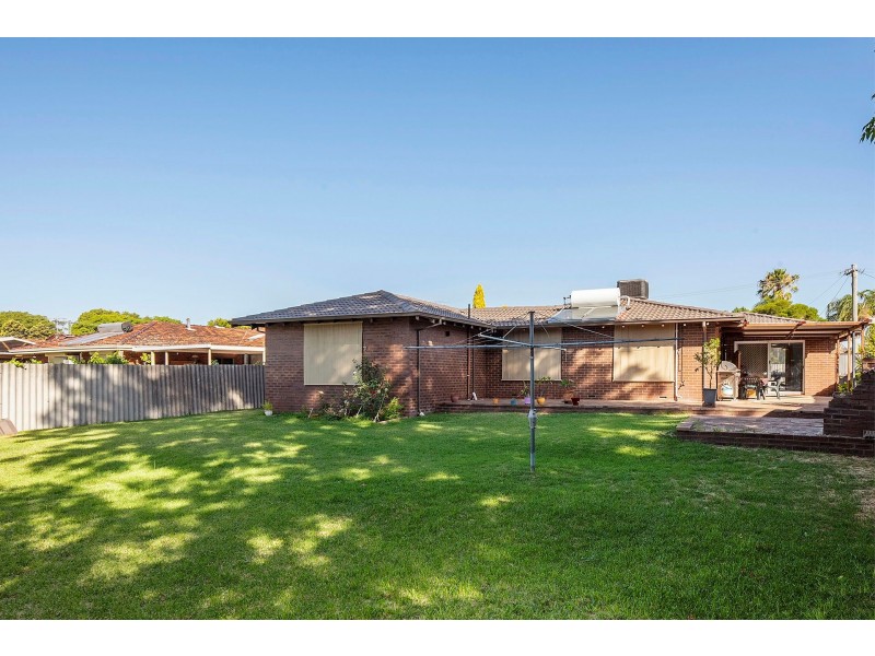 5 Citrus Grove, High Wycombe WA 6057