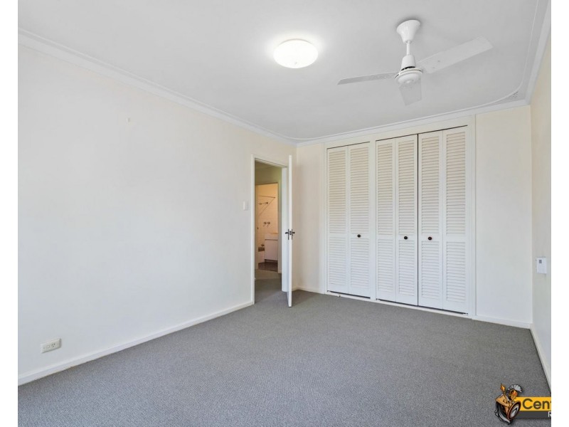 7 Robert Road, Kalamunda WA 6076