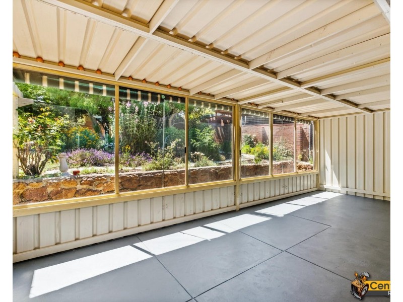 7 Robert Road, Kalamunda WA 6076