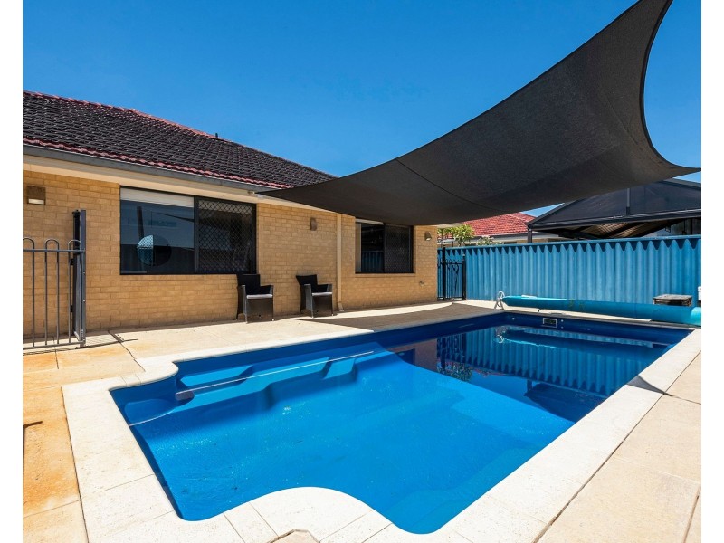 13 Foxton Blvd, High Wycombe WA 6057