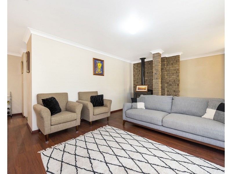 33 Perrin Way, High Wycombe WA 6057