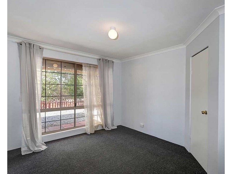 72 Lewis Jones Cross, Stratton WA 6056