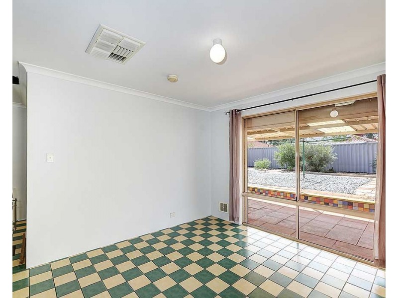 72 Lewis Jones Cross, Stratton WA 6056
