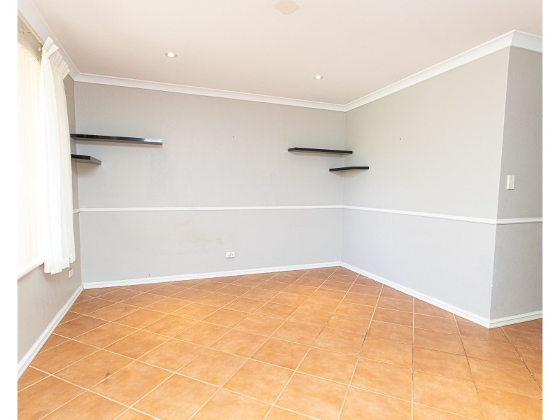5 Parfitt Place, High Wycombe WA 6057