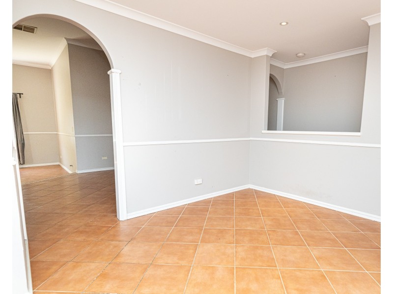5 Parfitt Place, High Wycombe WA 6057