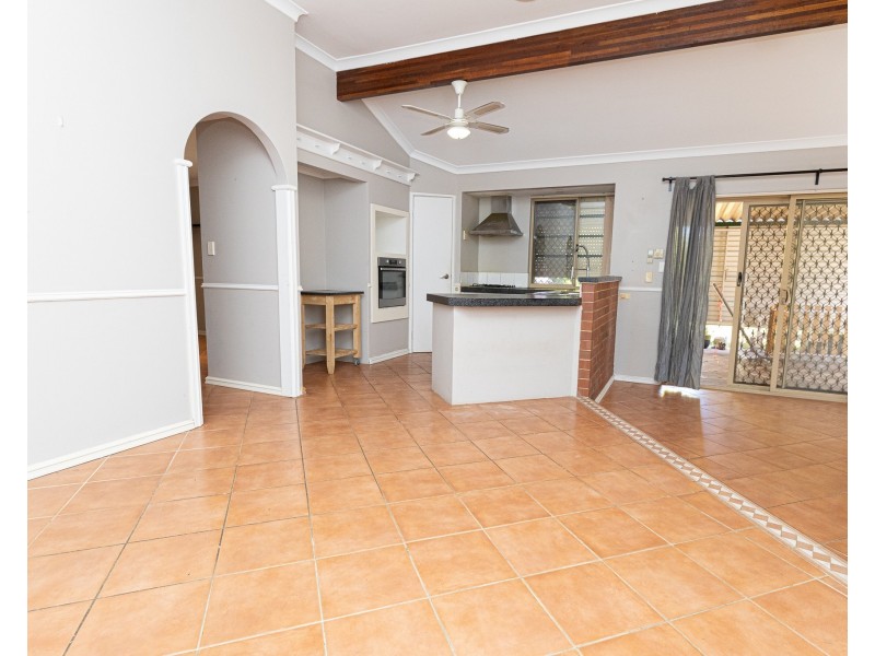 5 Parfitt Place, High Wycombe WA 6057