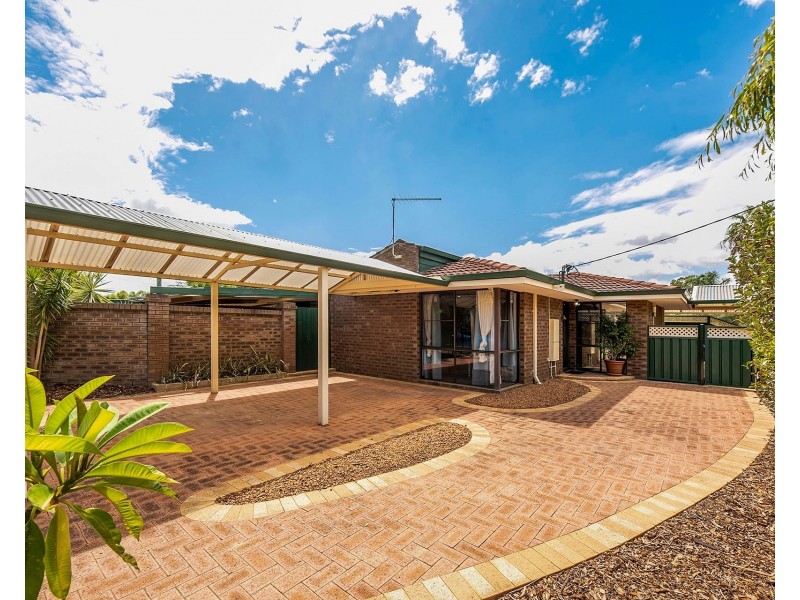 29 Passiflora Drive, Forrestfield WA 6058