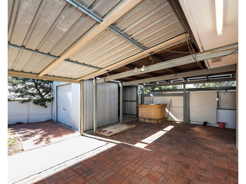 1 Penn Place, Koongamia WA 6056