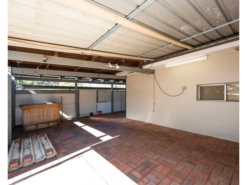 1 Penn Place, Koongamia WA 6056