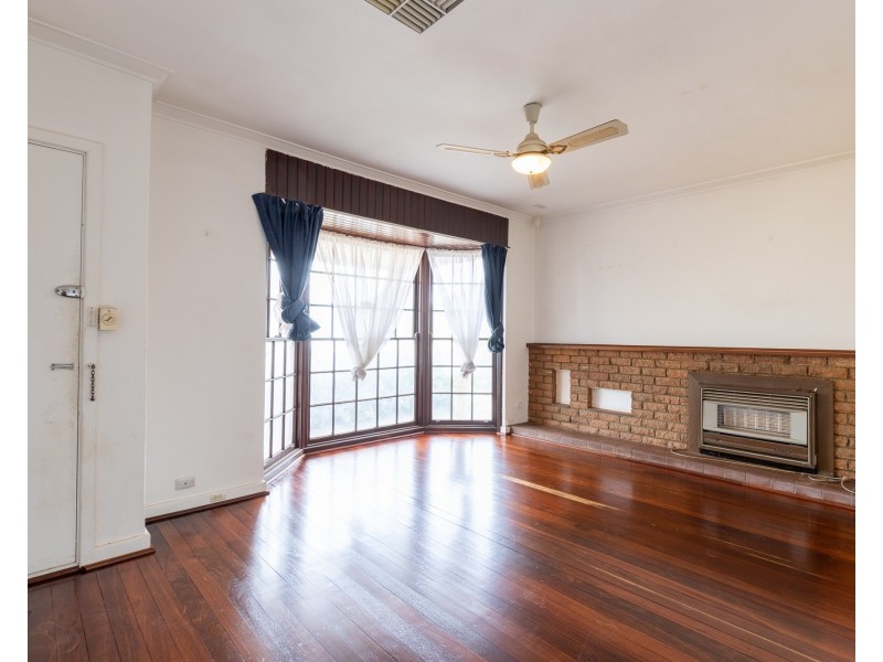 19 Newburn Road, High Wycombe WA 6057