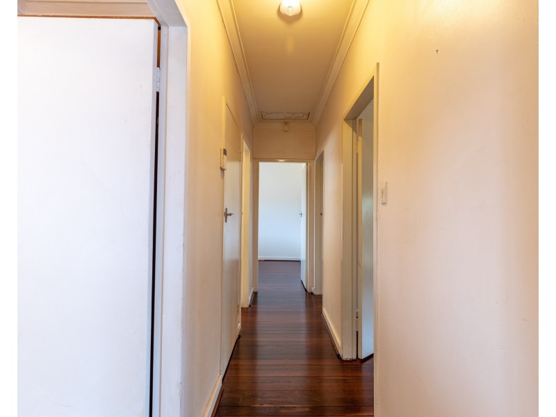 19 Newburn Road, High Wycombe WA 6057