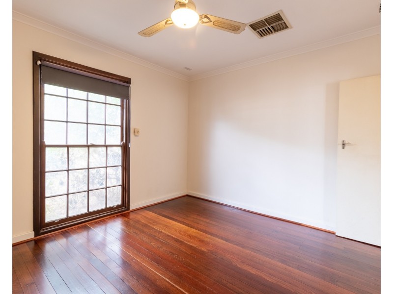 19 Newburn Road, High Wycombe WA 6057