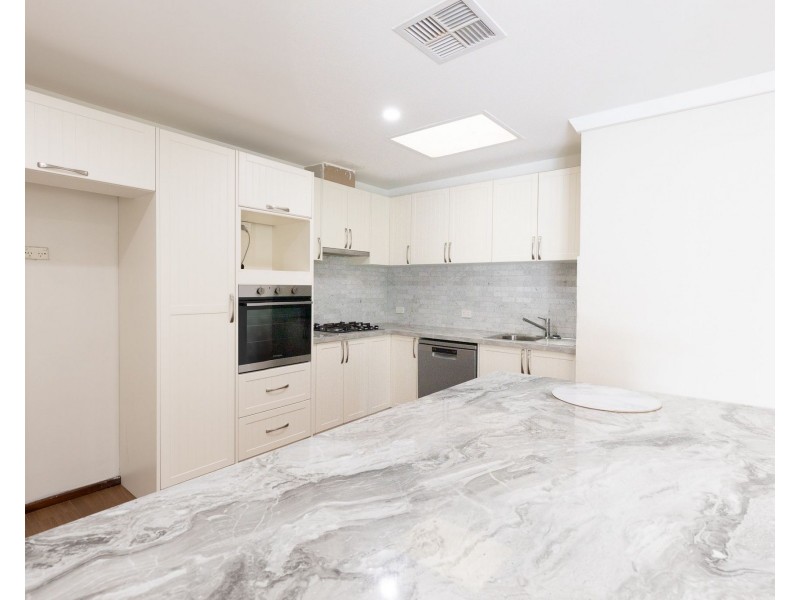 21 Bauhinia Road, Forrestfield WA 6058