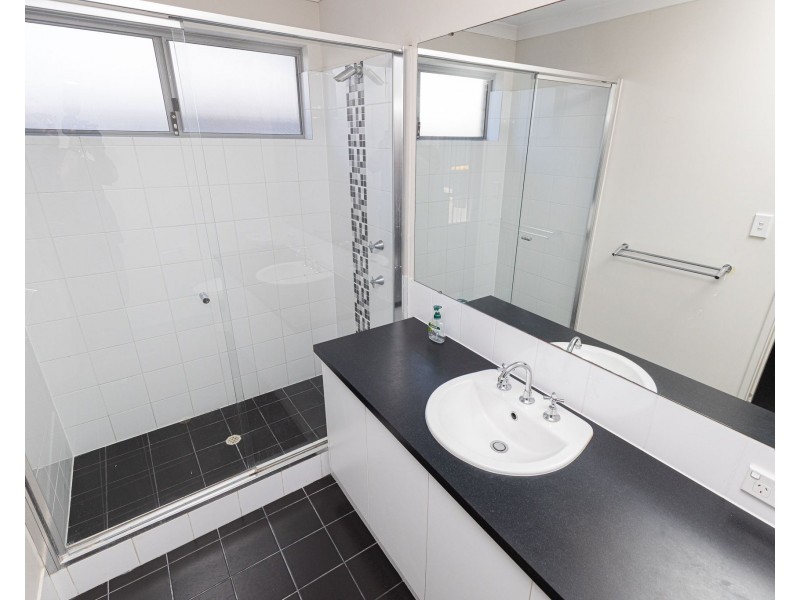 2/30 Albemarle Way, High Wycombe WA 6057