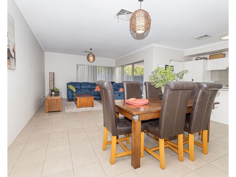 2/30 Albemarle Way, High Wycombe WA 6057