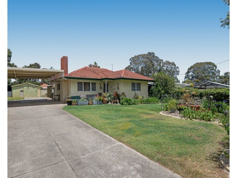 87 Sussex Road, Forrestfield WA 6058