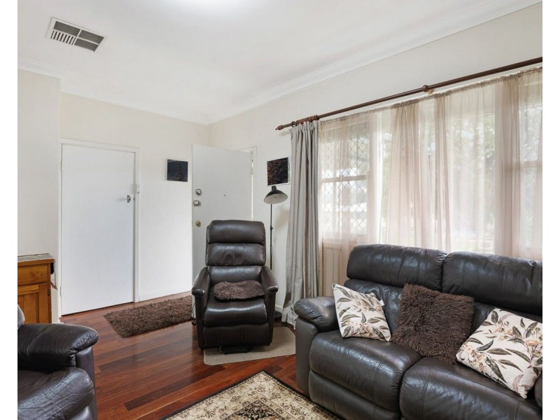 87 Sussex Road, Forrestfield WA 6058