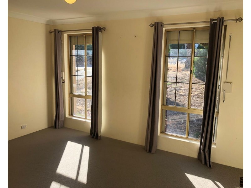 82 Newburn Road, High Wycombe WA 6057