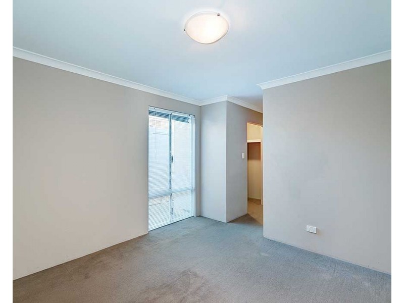 3/24 Larwood Crescent, High Wycombe WA 6057