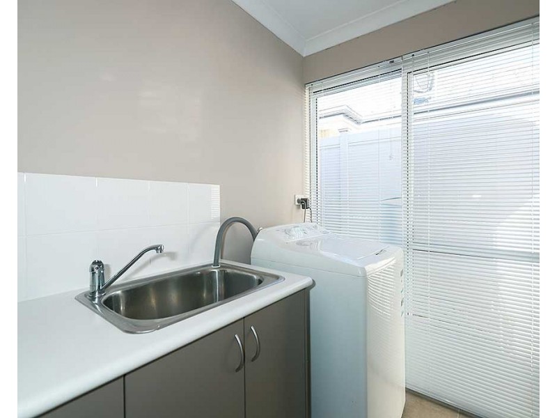 3/24 Larwood Crescent, High Wycombe WA 6057