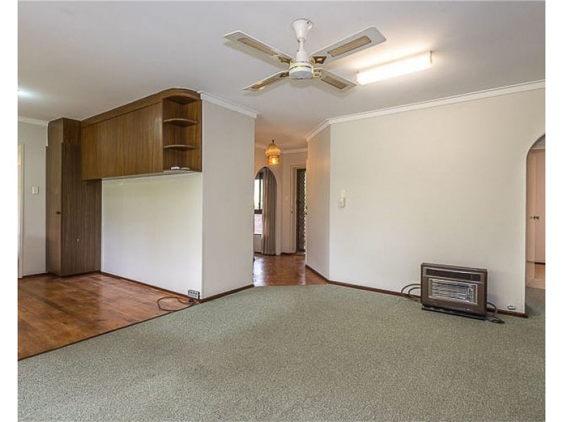 9 Tallerack Way, Forrestfield WA 6058