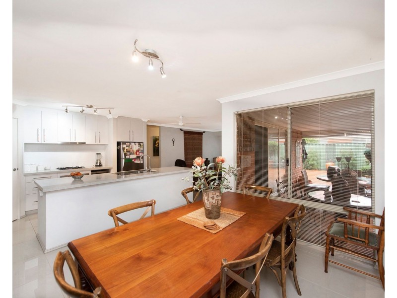 50 Upwood Circle, High Wycombe WA 6057