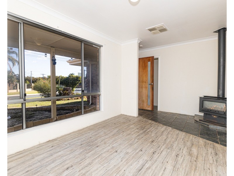 64 Durrant Way, High Wycombe WA 6057