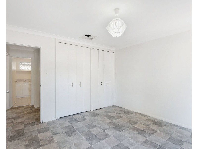 12 Coachwood Way, Maddington WA 6109