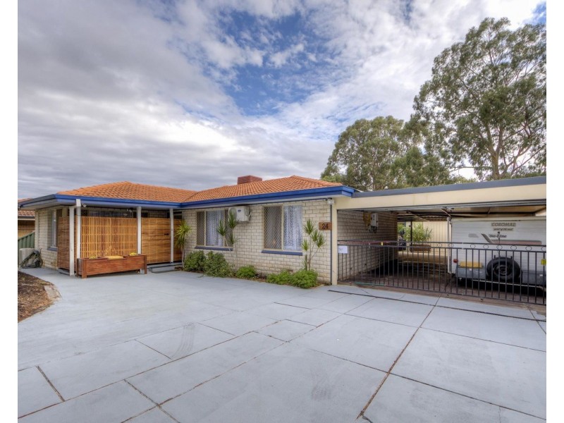 24 Gotha Way, Forrestfield WA 6058