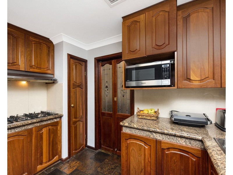 30 Robins Road, Kalamunda WA 6076