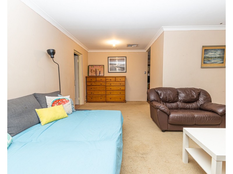 57 Golden Crescent, High Wycombe WA 6057