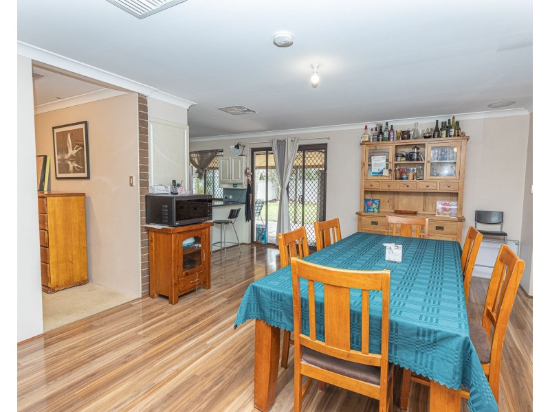 57 Golden Crescent, High Wycombe WA 6057