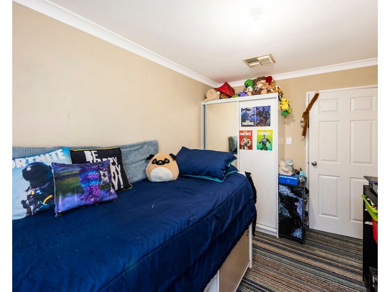 44 Birrine Gardens, High Wycombe WA 6057