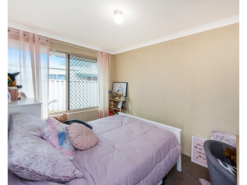 44 Birrine Gardens, High Wycombe WA 6057
