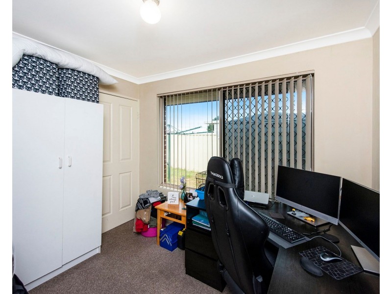 44 Birrine Gardens, High Wycombe WA 6057