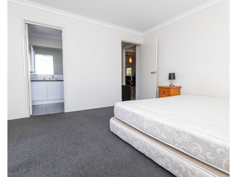 2/30 Albemarle Way, High Wycombe WA 6057