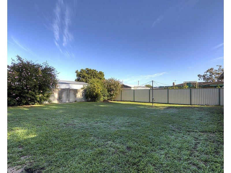 10 Blight Street, Maddington WA 6109