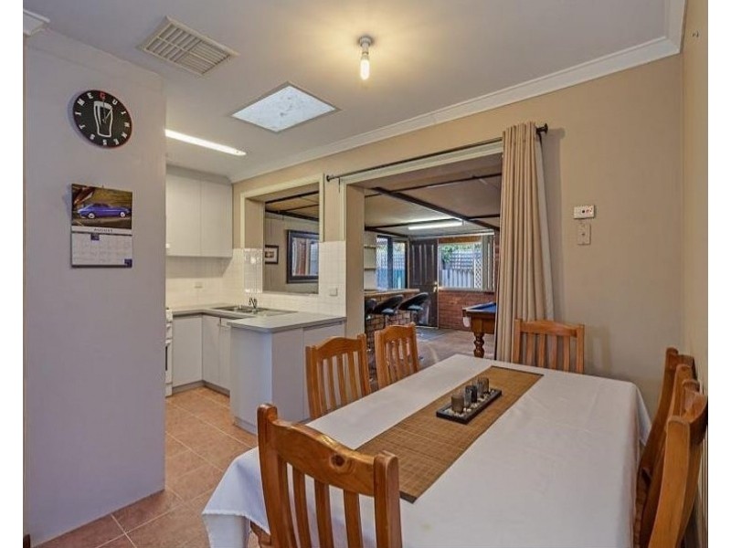 35 Revesby Street, Maddington WA 6109