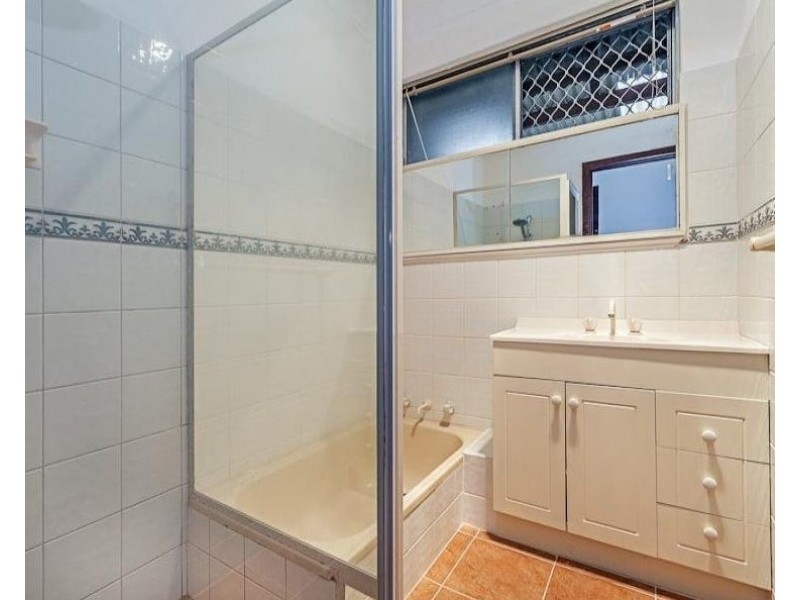 35 Revesby Street, Maddington WA 6109