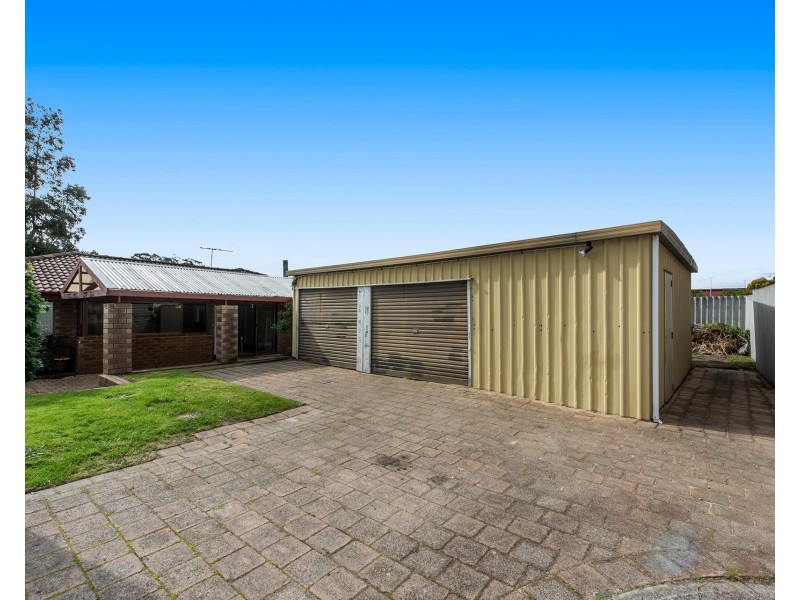 2 Falcon Court, High Wycombe WA 6057