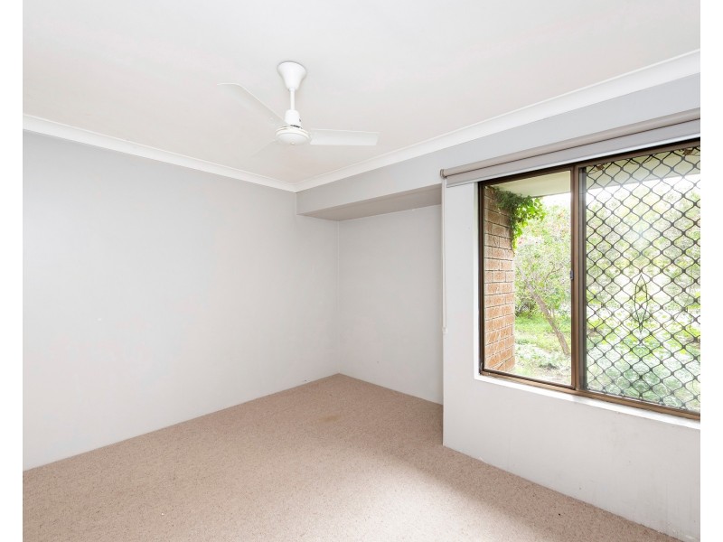 2 Falcon Court, High Wycombe WA 6057